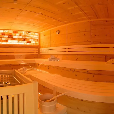 Penzion Rosenhuegel 3*