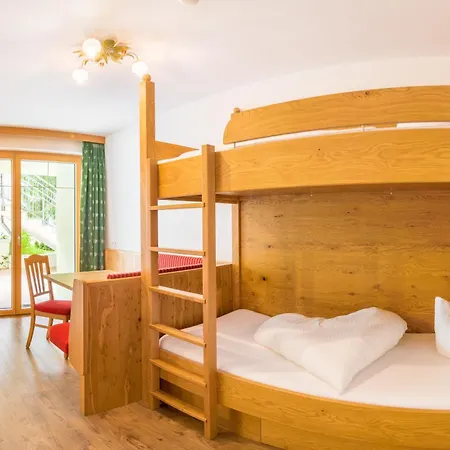 Rosenhuegel Guest house