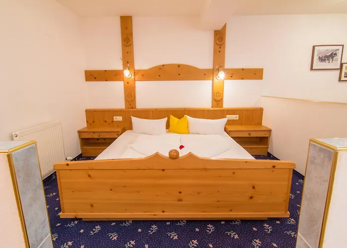 Pensión Rosenhügel 3*