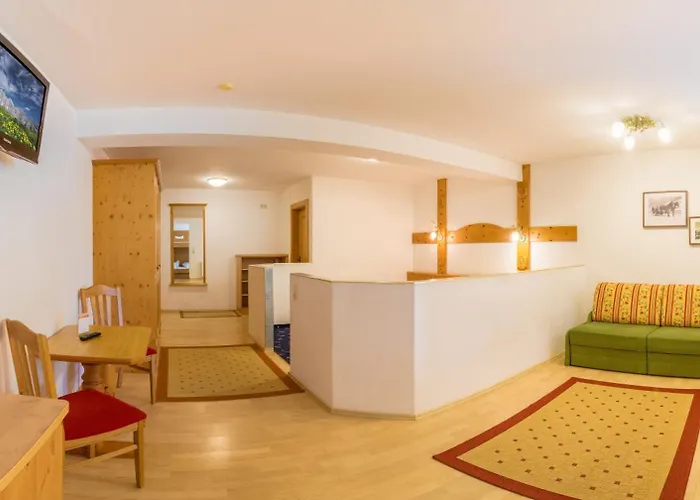 Гостевой дом Rosenhuegel Нойштифт-им-Штубайталь